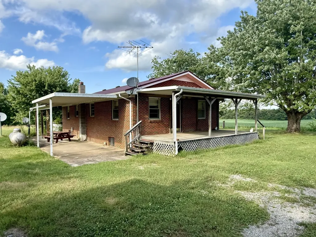 1022 Odell Powell Road Woodbury TN 37190