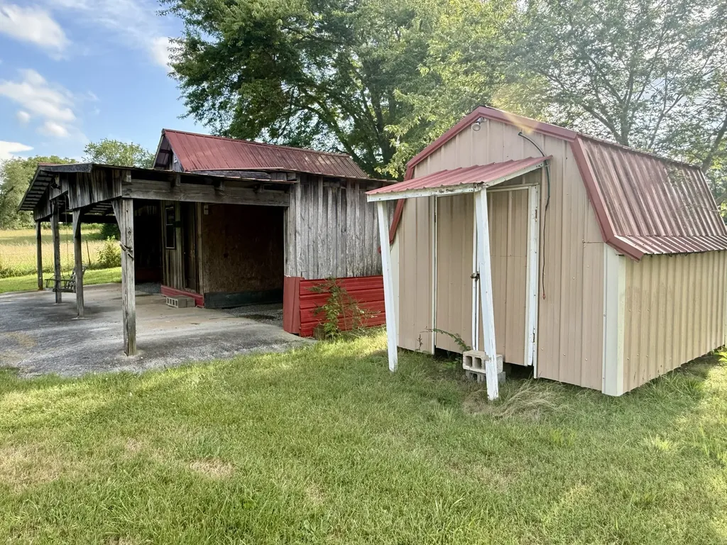 1022 Odell Powell Road Woodbury TN 37190