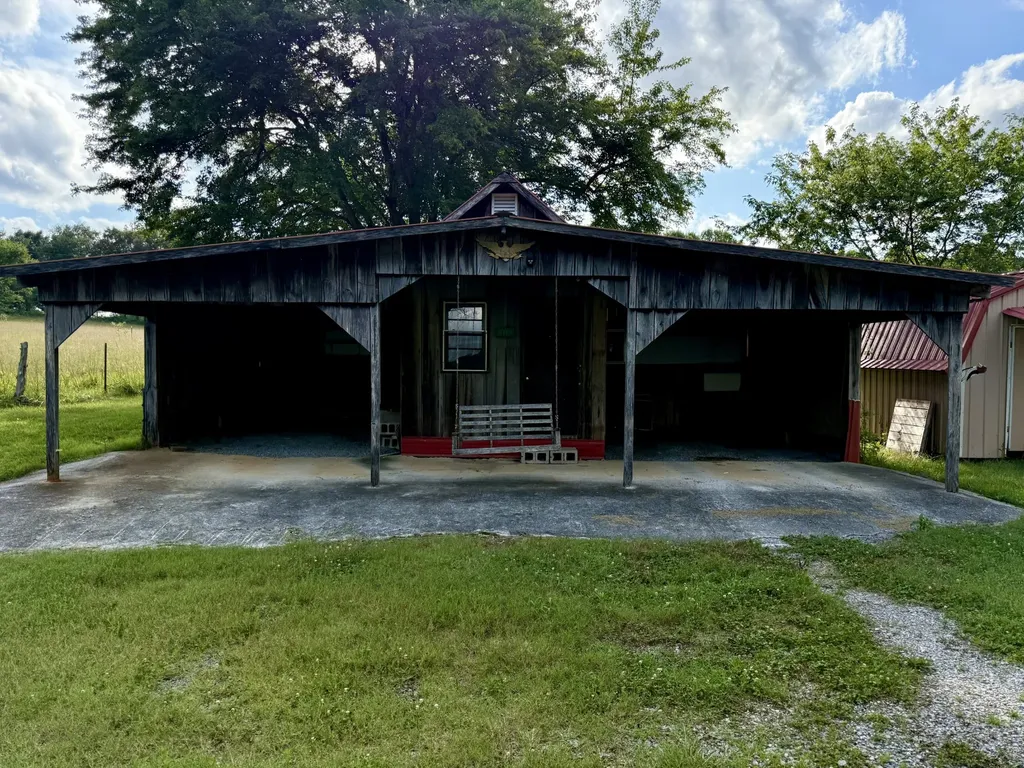 1022 Odell Powell Road Woodbury TN 37190