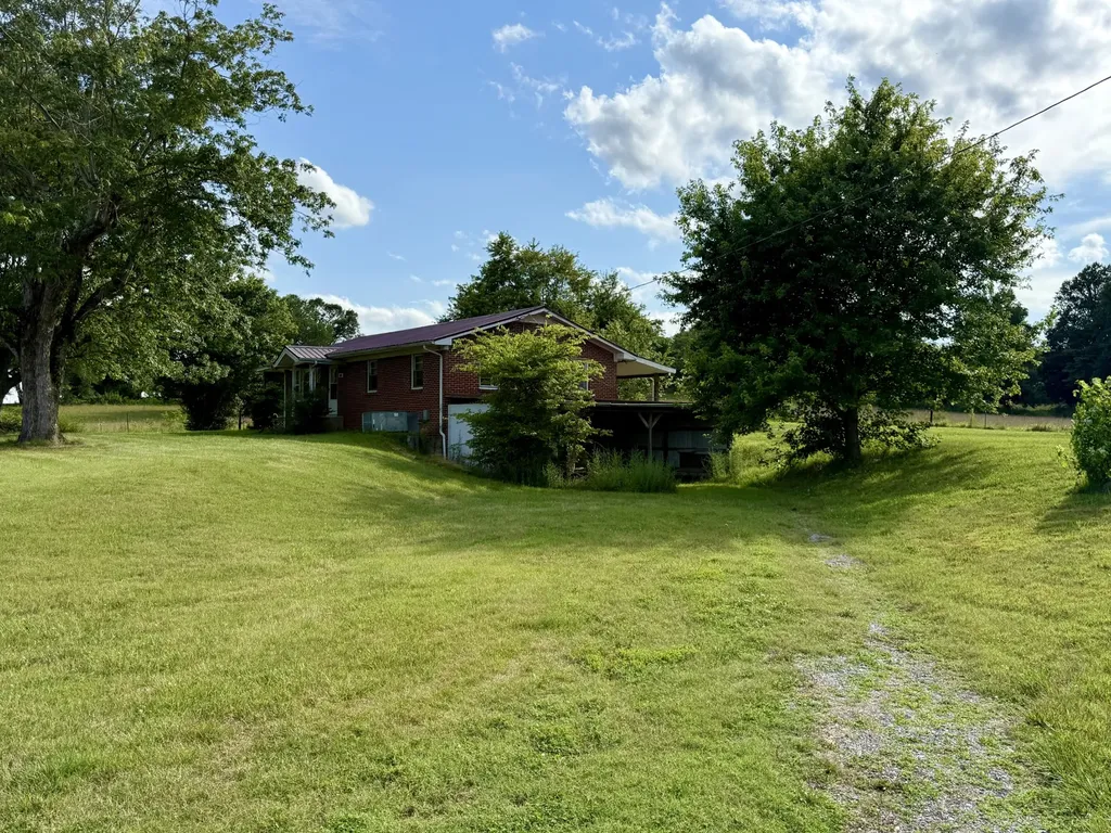 1022 Odell Powell Road Woodbury TN 37190