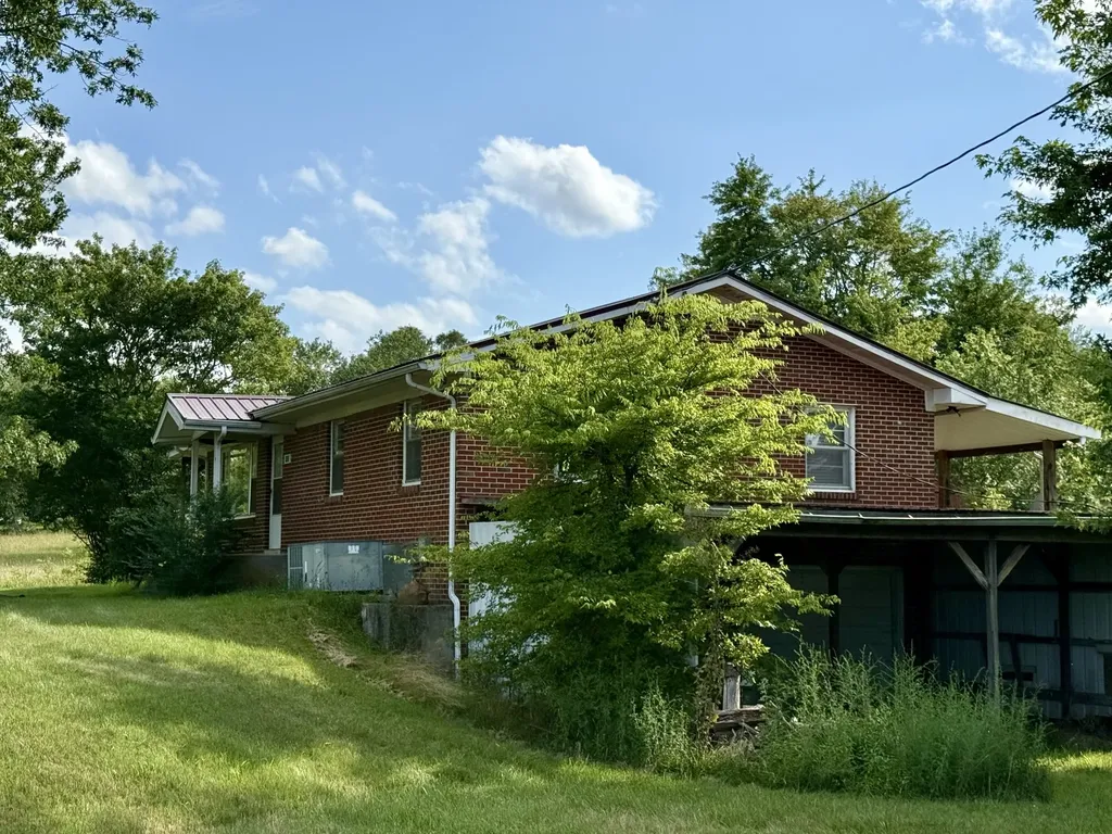 1022 Odell Powell Road Woodbury TN 37190