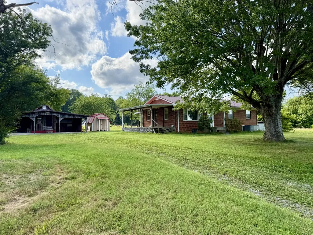 1022 Odell Powell Road Woodbury TN 37190