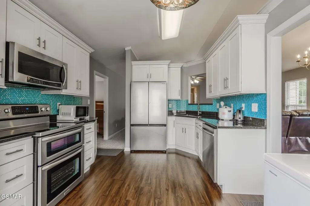 7213 Emerald Heath Road Powell TN 37849