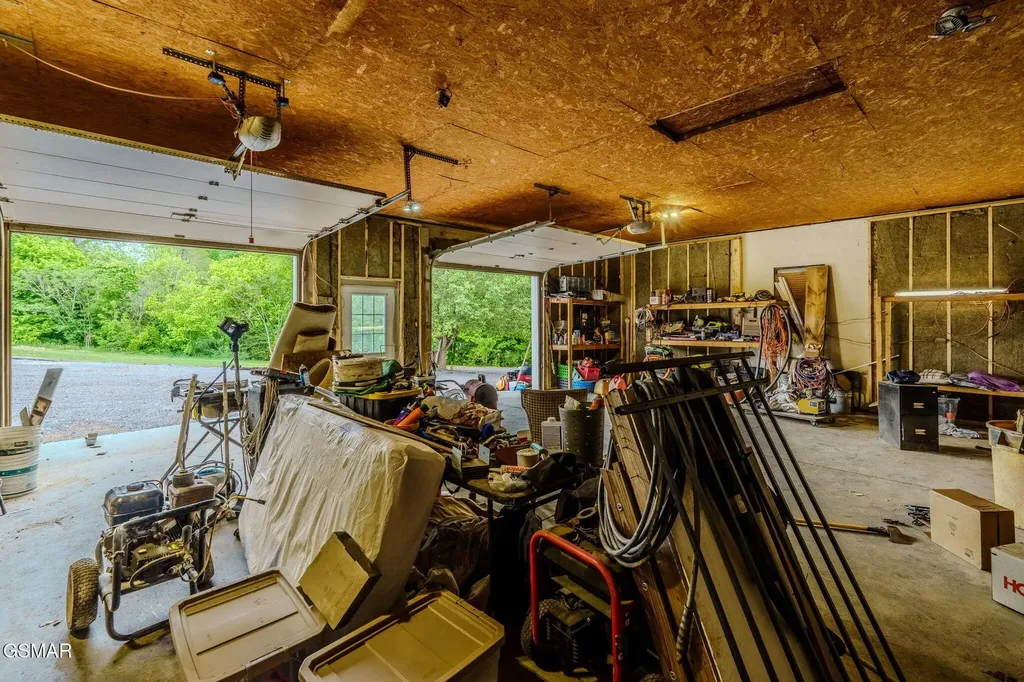 298 Brock Road Maynardville TN 37807