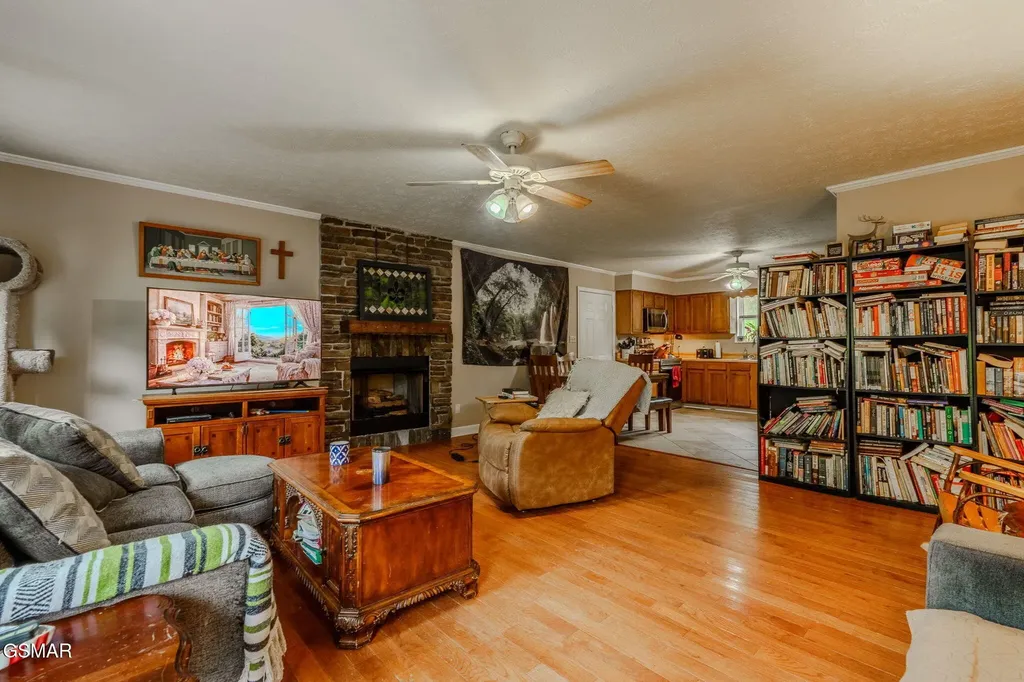 298 Brock Road Maynardville TN 37807