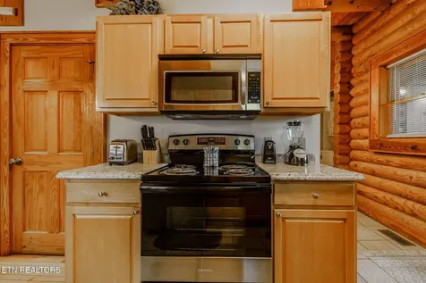 741 Golf View Boulevard Pigeon Forge TN 37863