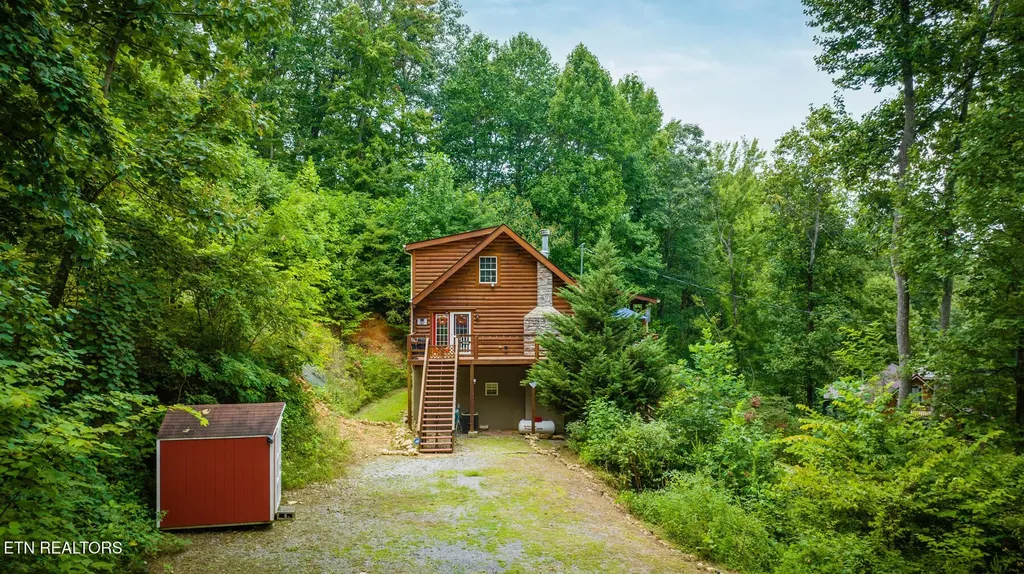 1121 Turkey Ridge Way Seymour TN 37865