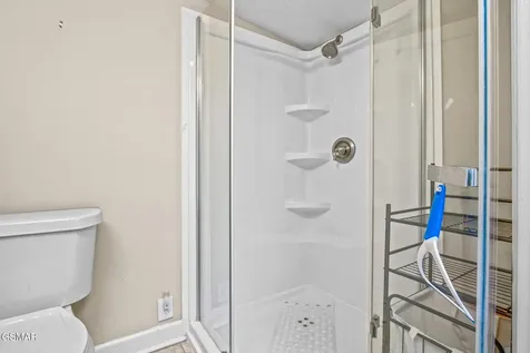 2404 Cedar Lane Knoxville TN 37918