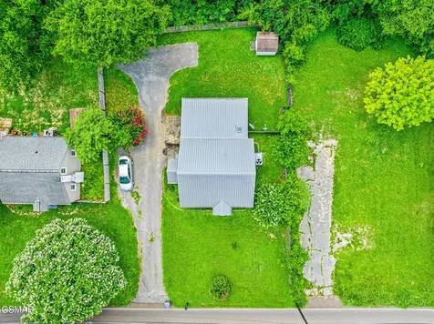 2404 Cedar Lane Knoxville TN 37918