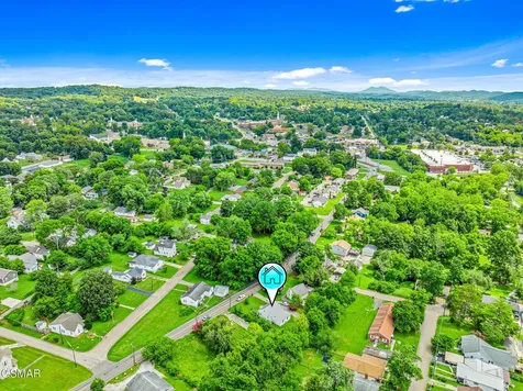 2404 Cedar Lane Knoxville TN 37918