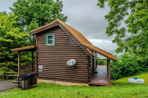 2541 Bobcat Way Sevierville TN 37862