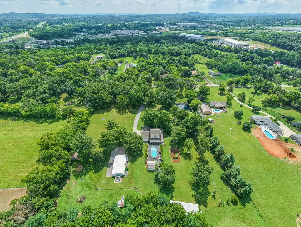 306 Quarry Road Mount Juliet TN 37122