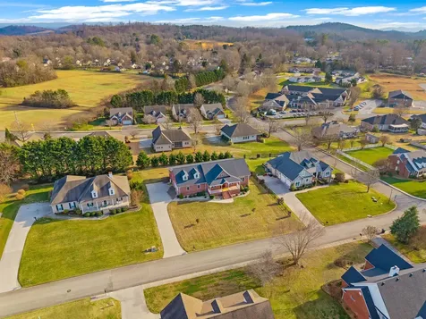 504 Lynnwood Drive Athens TN 37303