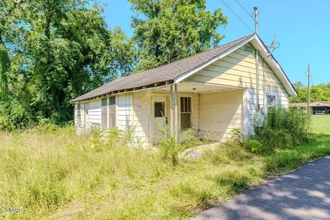 3208 Black Oak Street Pigeon Forge TN 37863