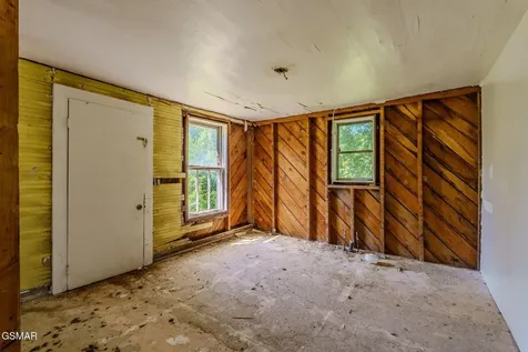3208 Black Oak Street Pigeon Forge TN 37863
