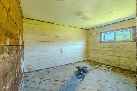 3208 Black Oak Street Pigeon Forge TN 37863