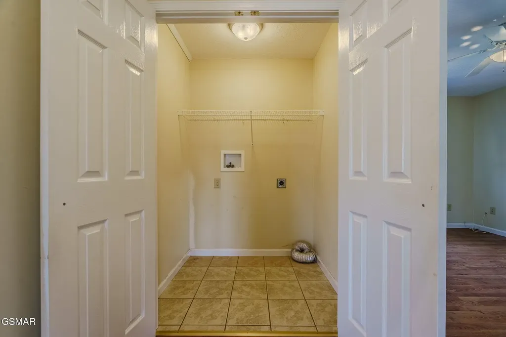 2008 Bessie Slaton Road Dandridge TN 37725