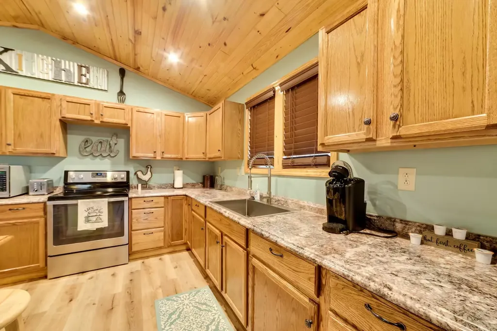 3000 Highwater Road Waverly TN 37185