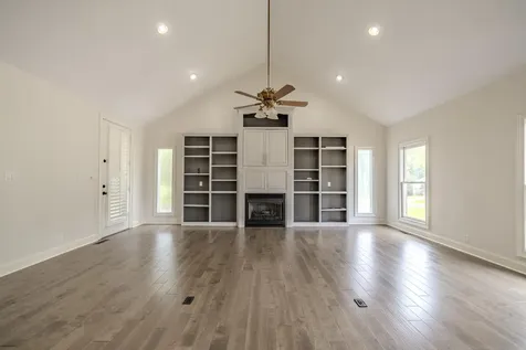 245 Nellie Lane Savannah TN 38372