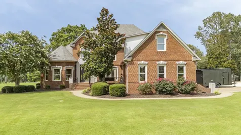 245 Nellie Lane Savannah TN 38372