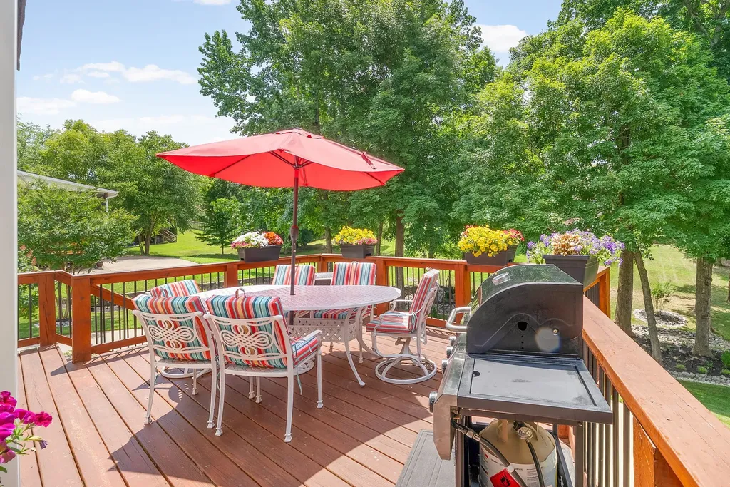 828 Brooke Valley Trace Clarksville TN 37043