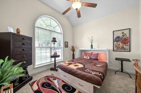 828 Brooke Valley Trace Clarksville TN 37043