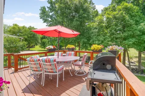 828 Brooke Valley Trace Clarksville TN 37043