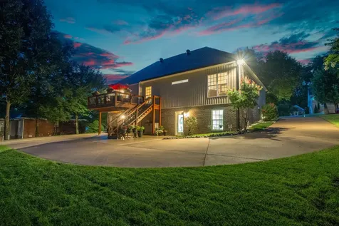 828 Brooke Valley Trace Clarksville TN 37043