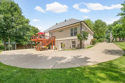 828 Brooke Valley Trace Clarksville TN 37043