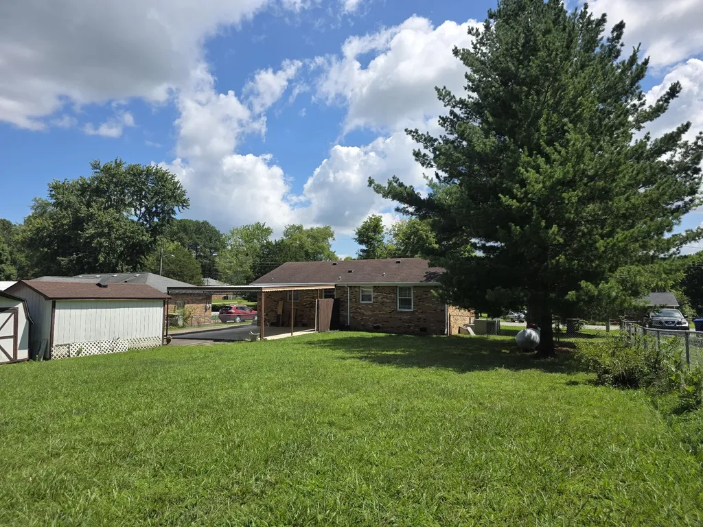 709 Inver Lane Clarksville TN 37042