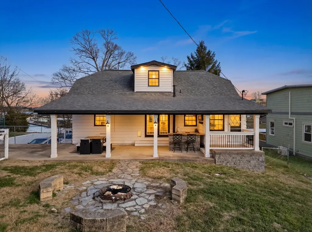 1804 Riverside Road Old Hickory TN 37138