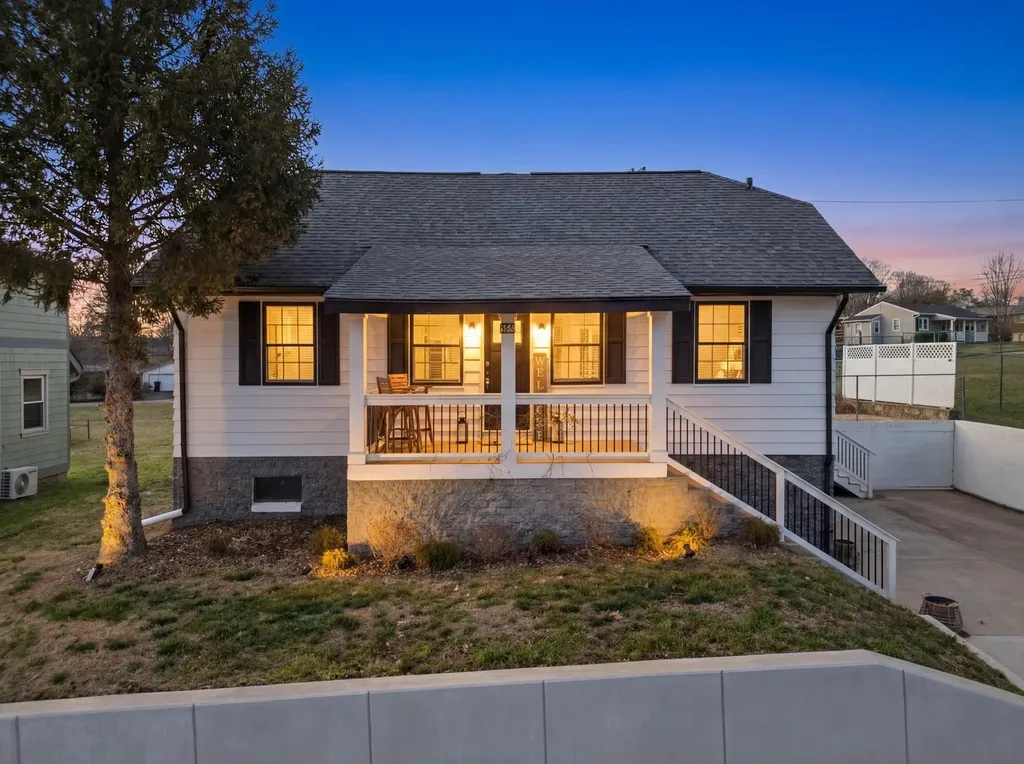 1804 Riverside Road Old Hickory TN 37138