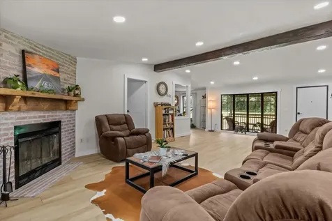 1227 Brushy Road Centerville TN 37033
