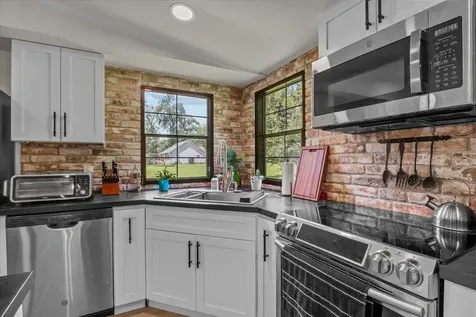 1227 Brushy Road Centerville TN 37033