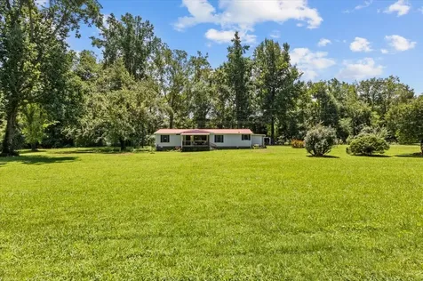 1227 Brushy Road Centerville TN 37033