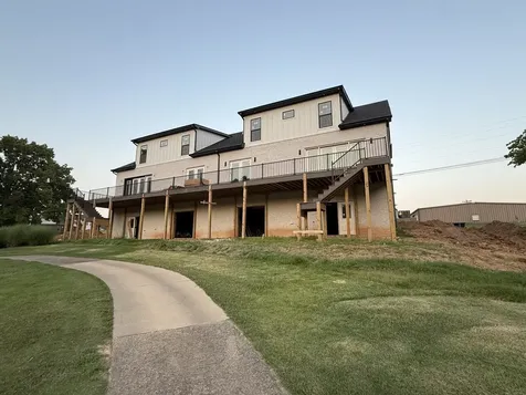 112 Fairway Drive Clarksville TN 37043