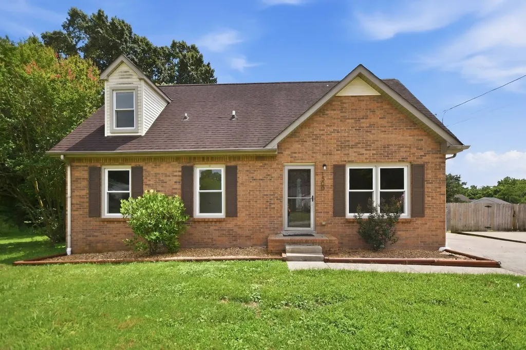 1500 Sunshine Drive Clarksville TN 37042
