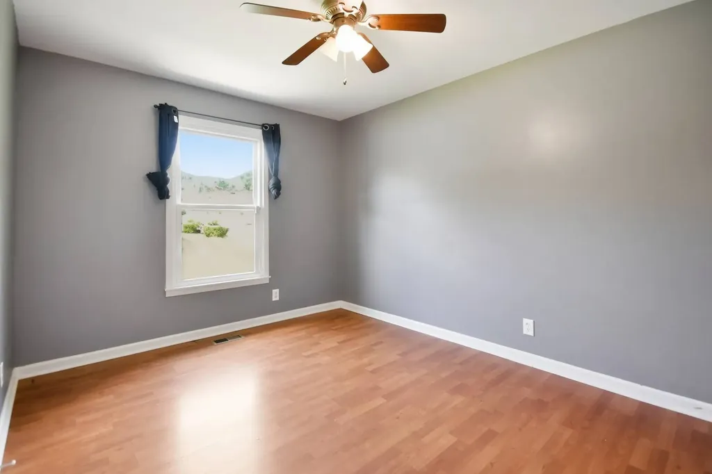 1500 Sunshine Drive Clarksville TN 37042