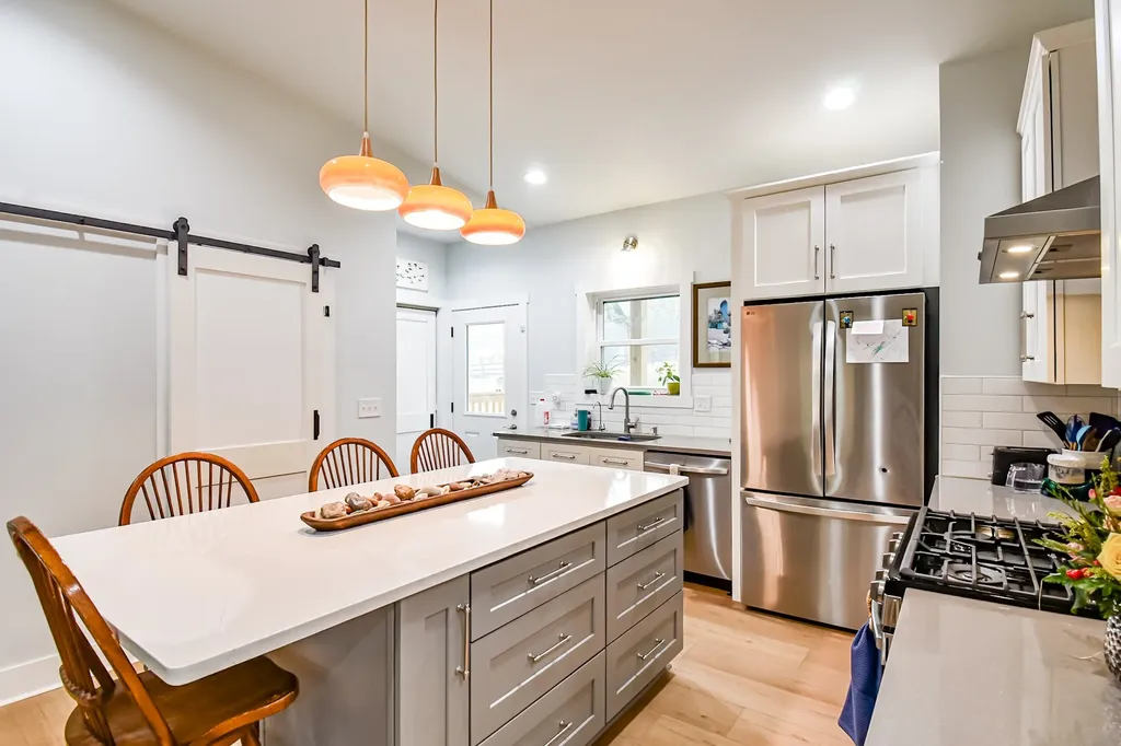 2100 Hill Station Road Columbia TN 38401