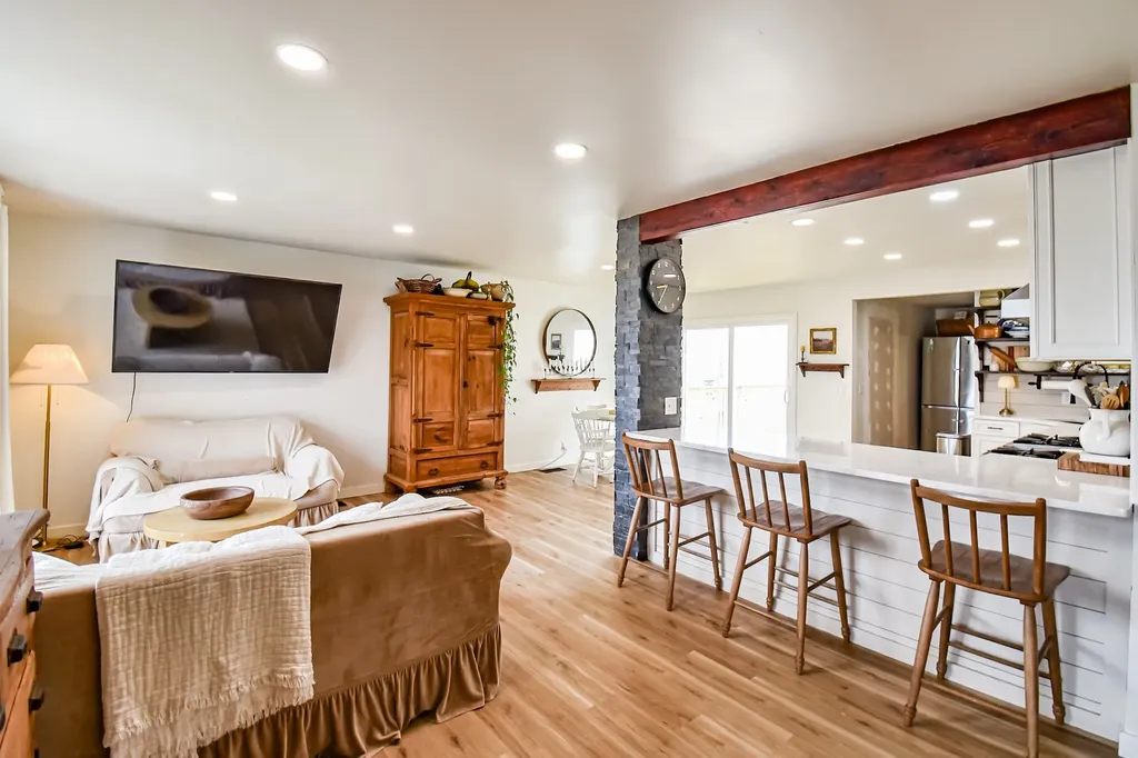 2100 Hill Station Road Columbia TN 38401