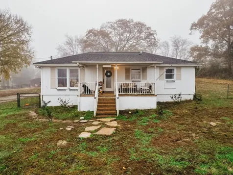 2100 Hill Station Road Columbia TN 38401
