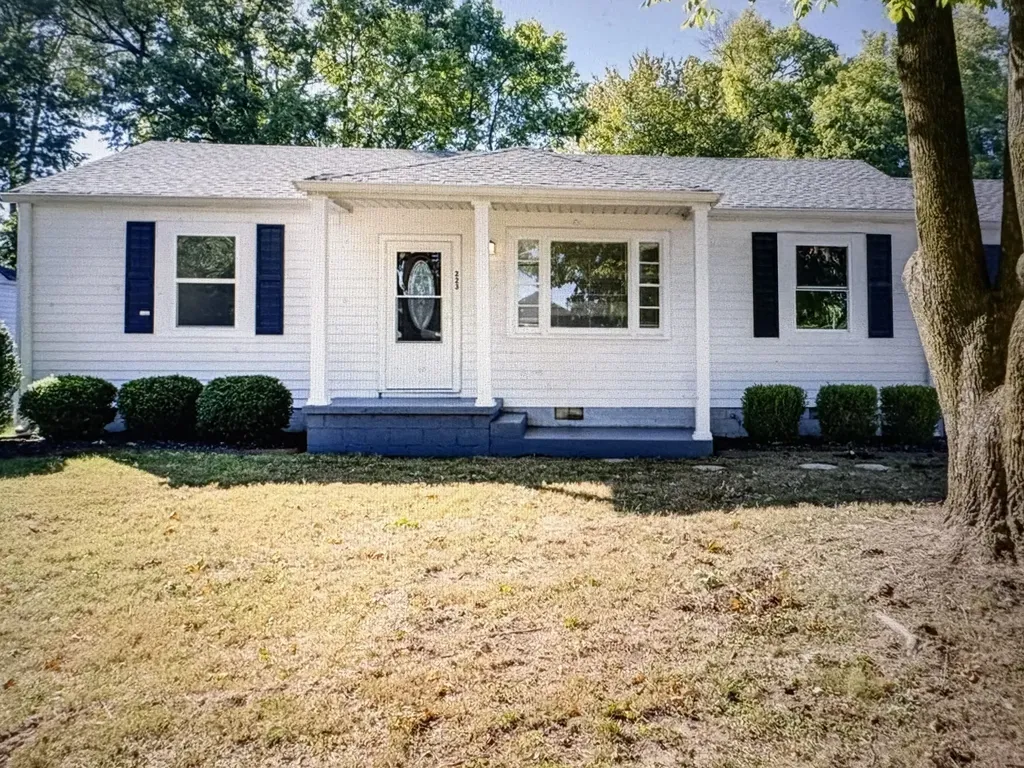 223 W Hite Street Gallatin TN 37066