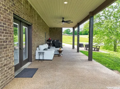 1228 Ballentrace Boulevard Lebanon TN 37087