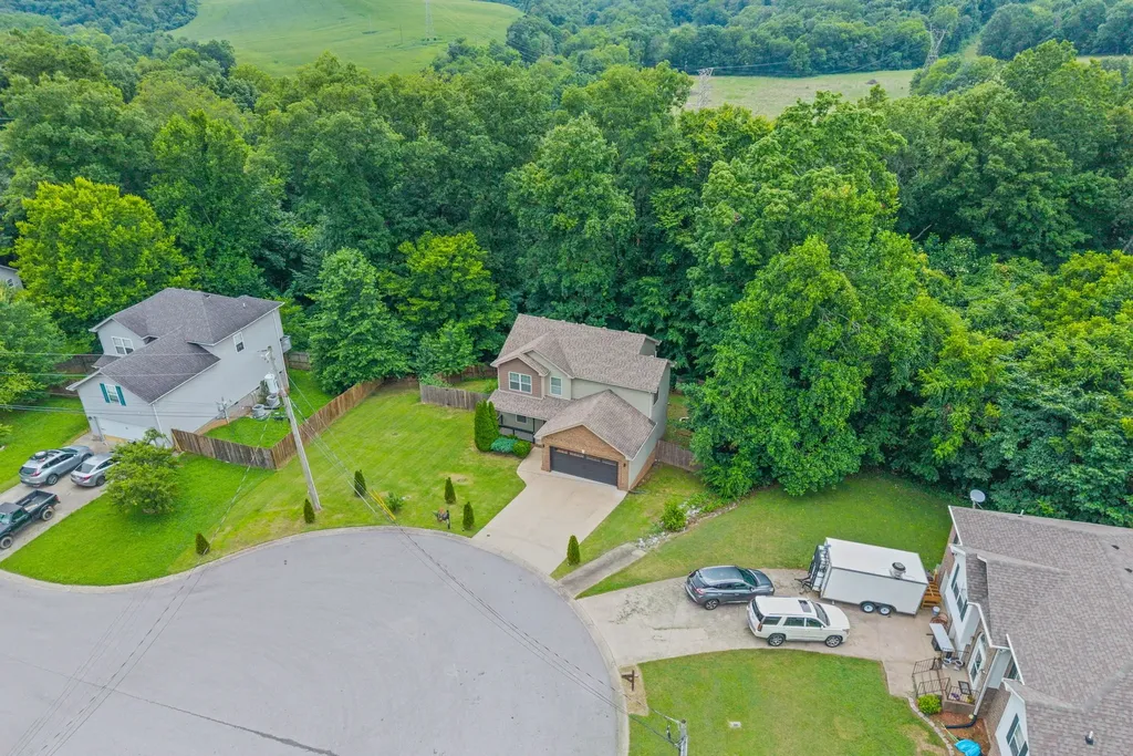 2514 Widgeon Drive Clarksville TN 37042