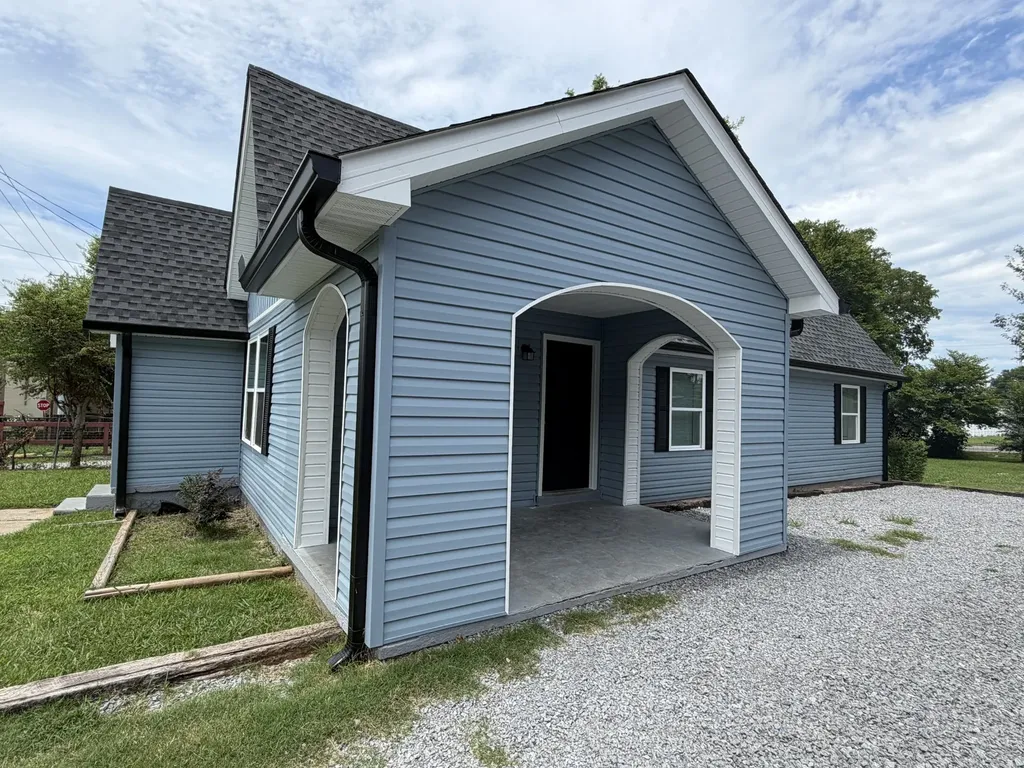 305 Carney Street Shelbyville TN 37160