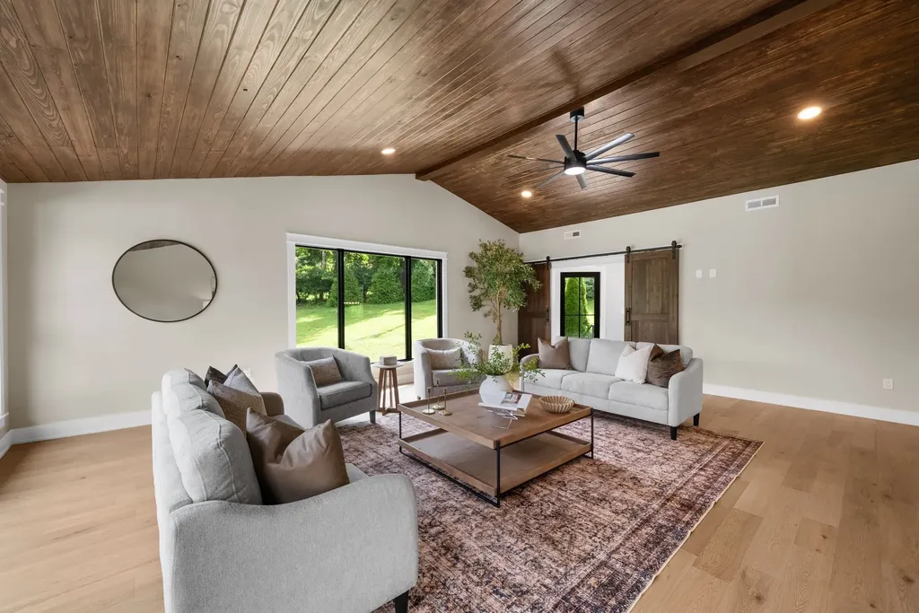 1235 Carl Seyfert Memorial Drive Brentwood TN 37027