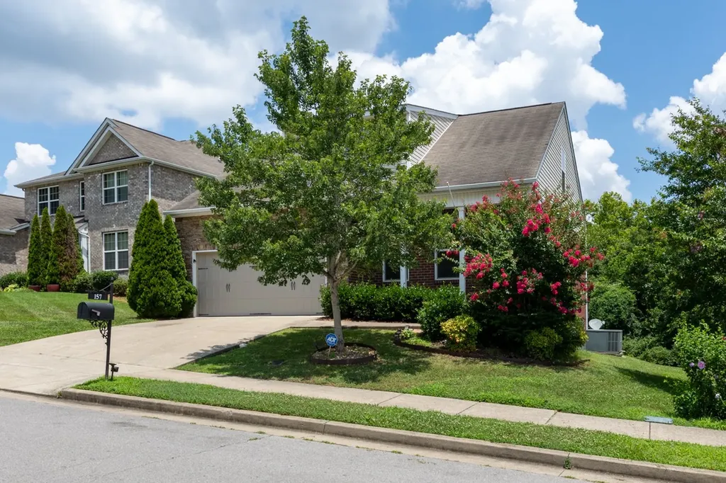 157 Blackpool Drive Antioch TN 37013