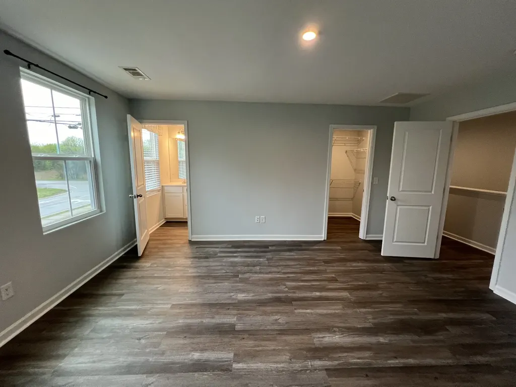 5622 Compass Way Christiana TN 37037