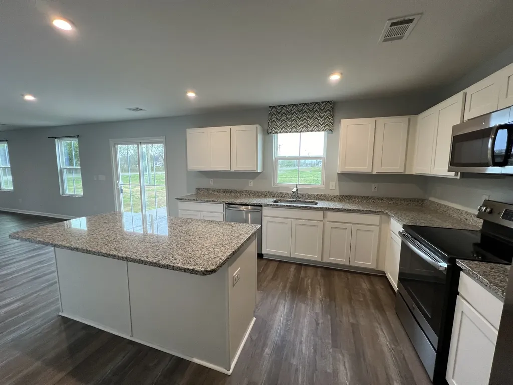 5622 Compass Way Christiana TN 37037