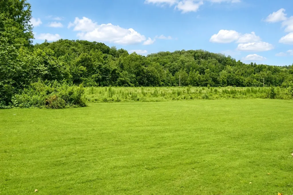 6866 Cuba Landing Road Waverly TN 37185
